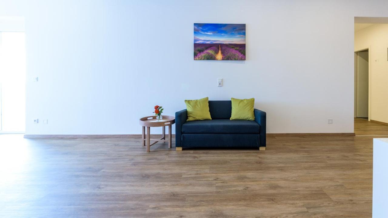 Öhringen Penthouse Ferienwohnung Loft מראה חיצוני תמונה